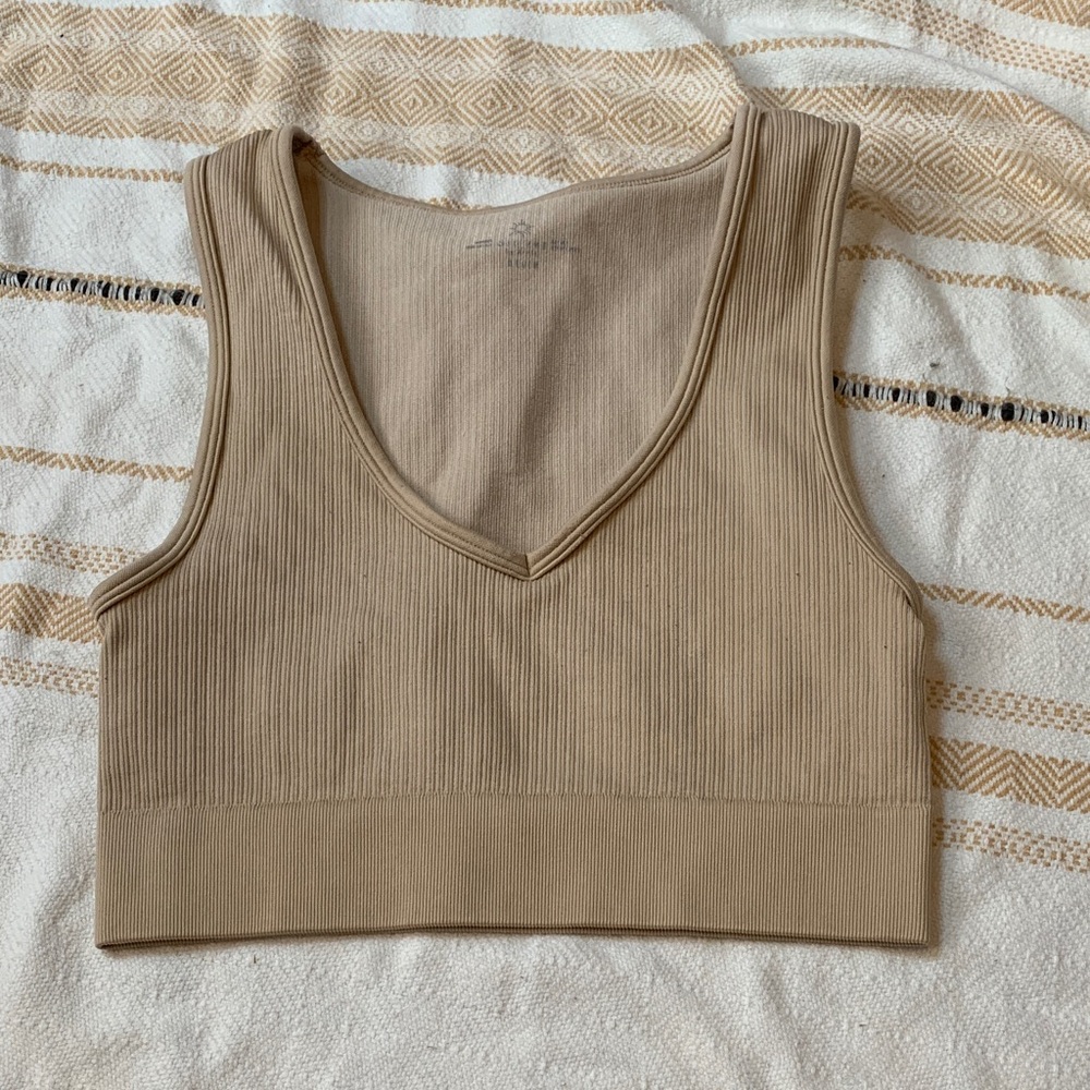 Offline by Aerie Ribbed Recharge Least Support Deep V-neck Bra Size Medium